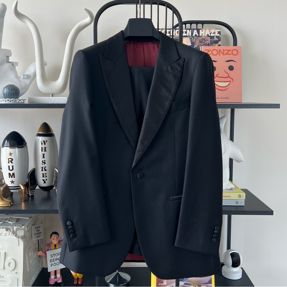 Suitsupply Mens Tuxedo